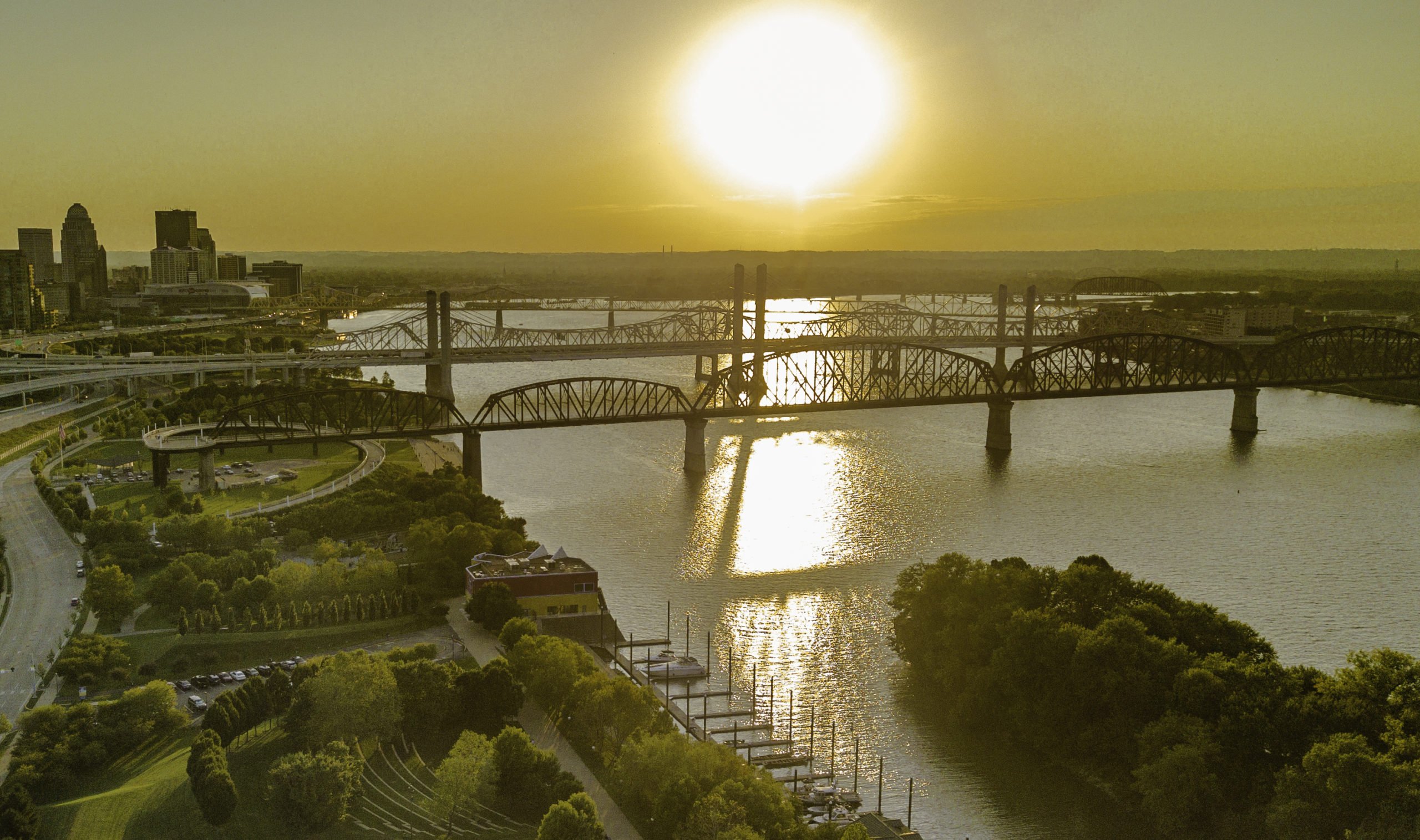 File:Dusk in Waterfront Park (9267527279).jpg - Wikipedia